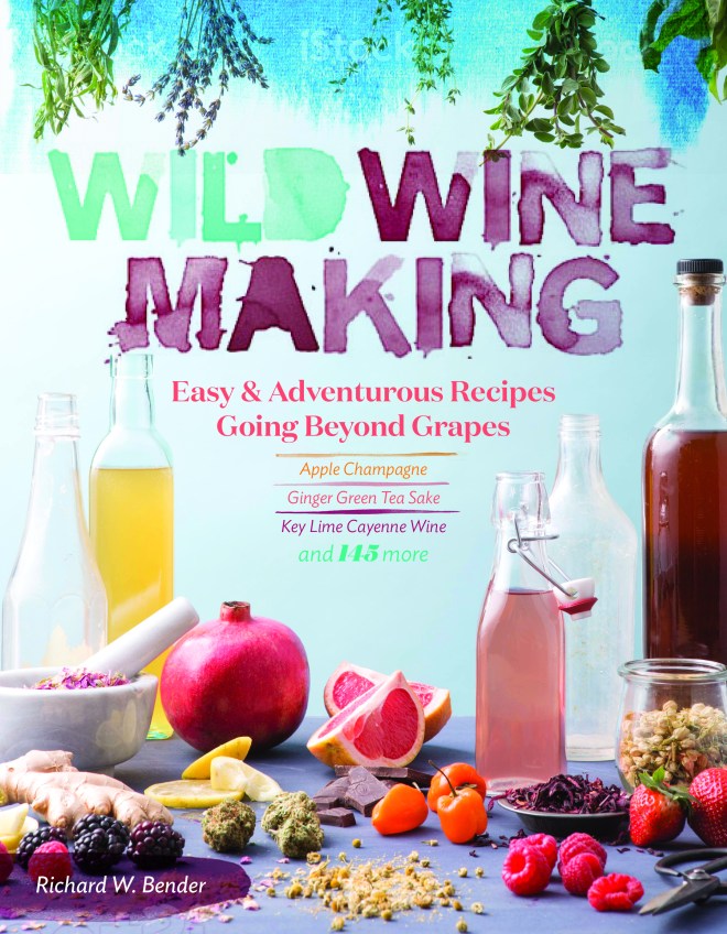 622789.WildWinemaking.Cover